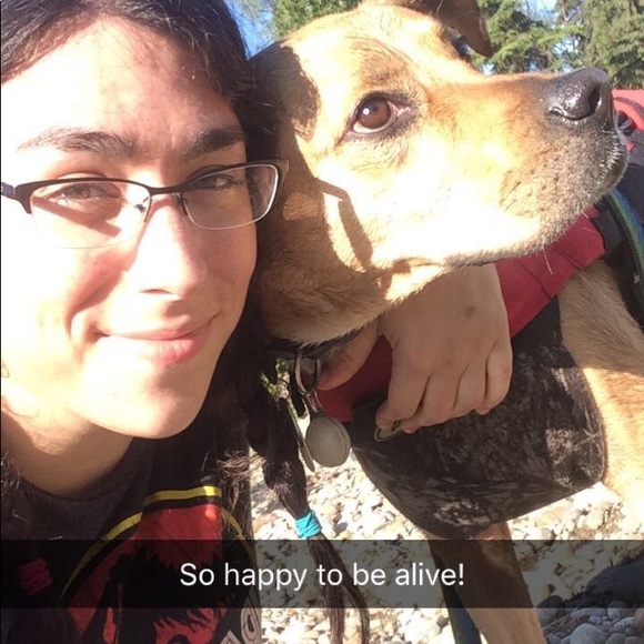 Meet your Posher, Lindy - Picture 4 of 4